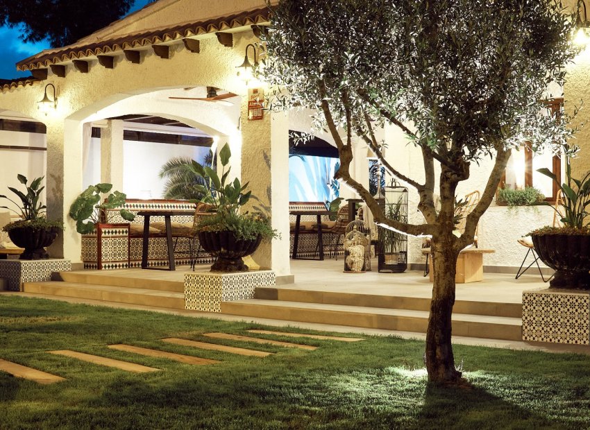 Herverkoop - Villa - Orihuela Costa - Punta Prima
