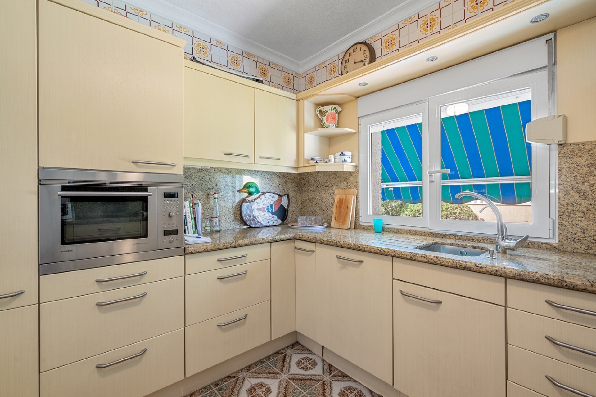 Herverkoop - Villa - Orihuela Costa - Punta Prima