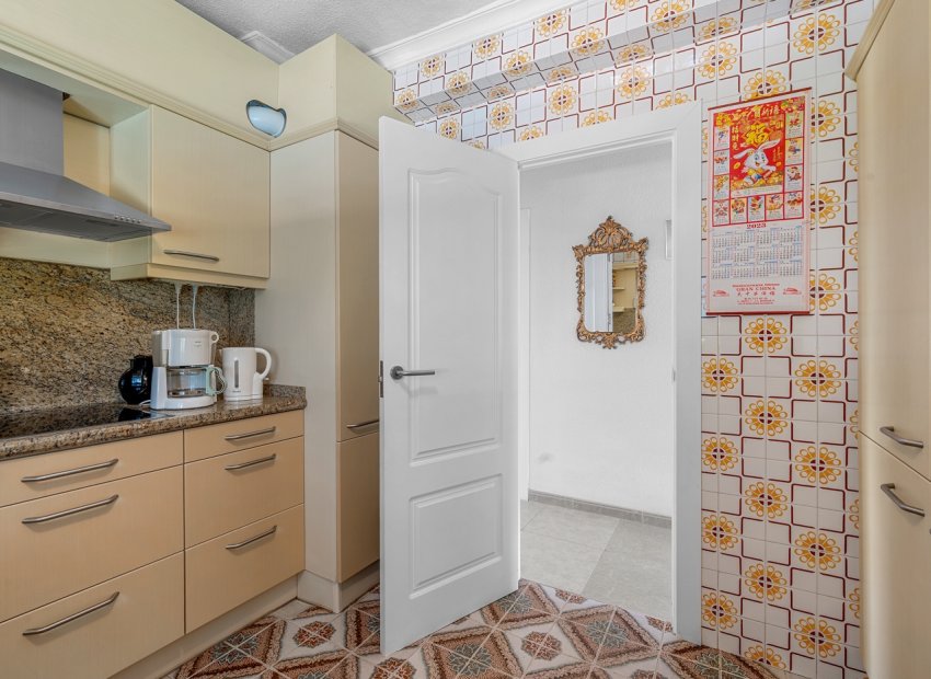 Herverkoop - Villa - Orihuela Costa - Punta Prima