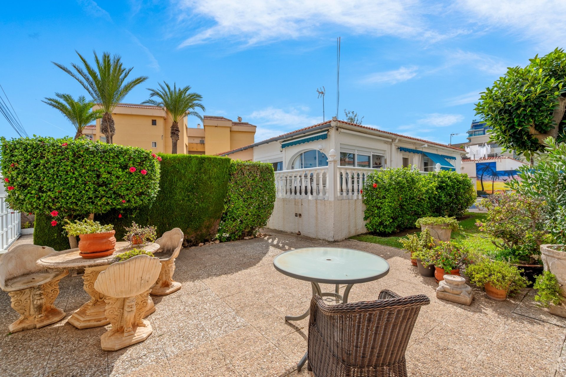 Herverkoop - Villa - Orihuela Costa - Punta Prima