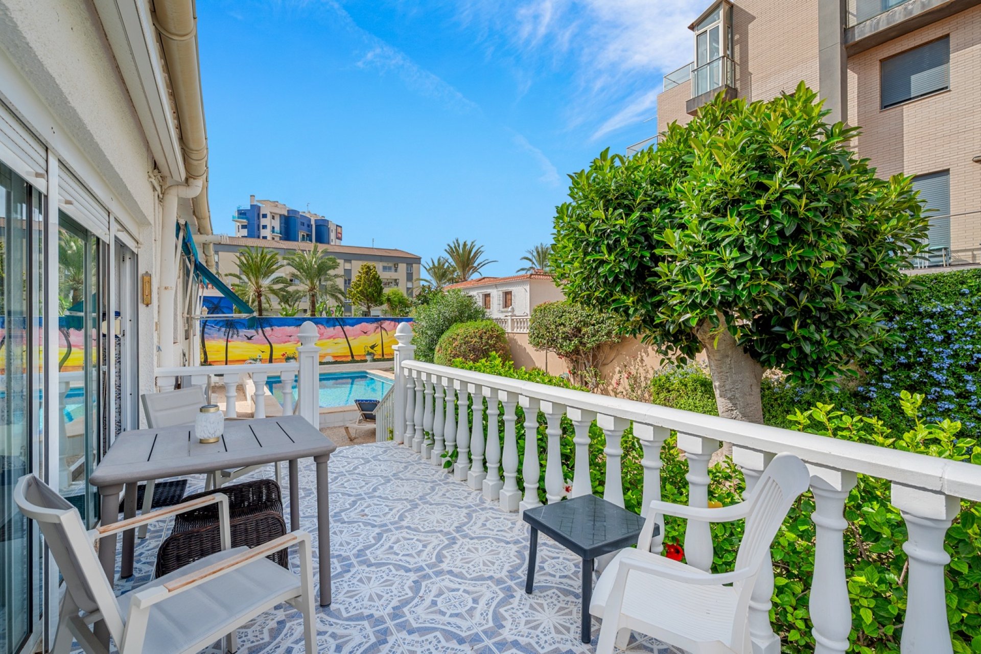 Herverkoop - Villa - Orihuela Costa - Punta Prima