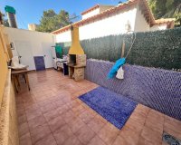 Herverkoop - Villa - Orihuela Costa - Punta Prima
