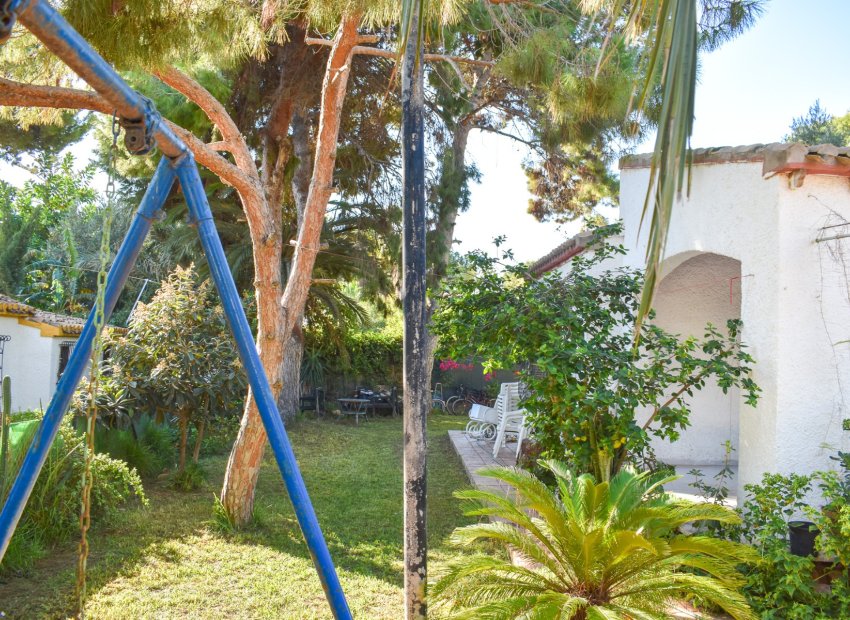 Herverkoop - Villa - Orihuela Costa - Punta Prima