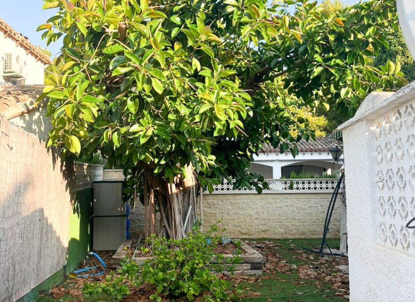 Herverkoop - Villa - Orihuela Costa - Punta Prima