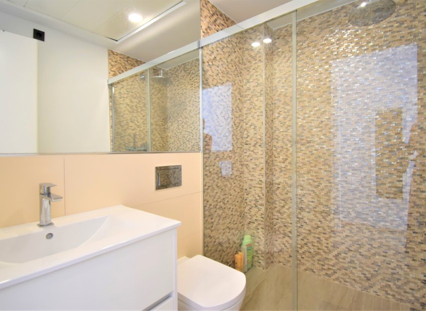 Herverkoop - Villa - Orihuela Costa - Villamartín