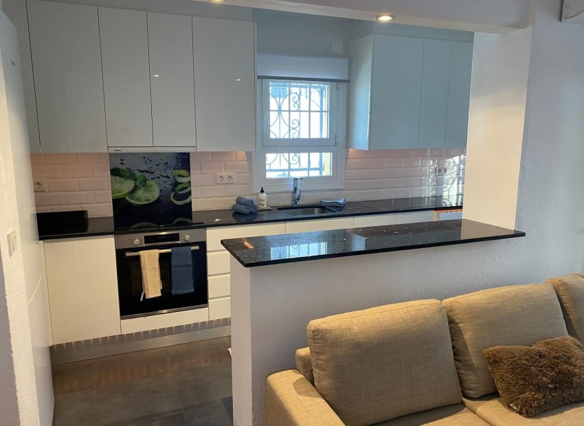 Herverkoop - Villa - Orihuela Costa - Villamartín