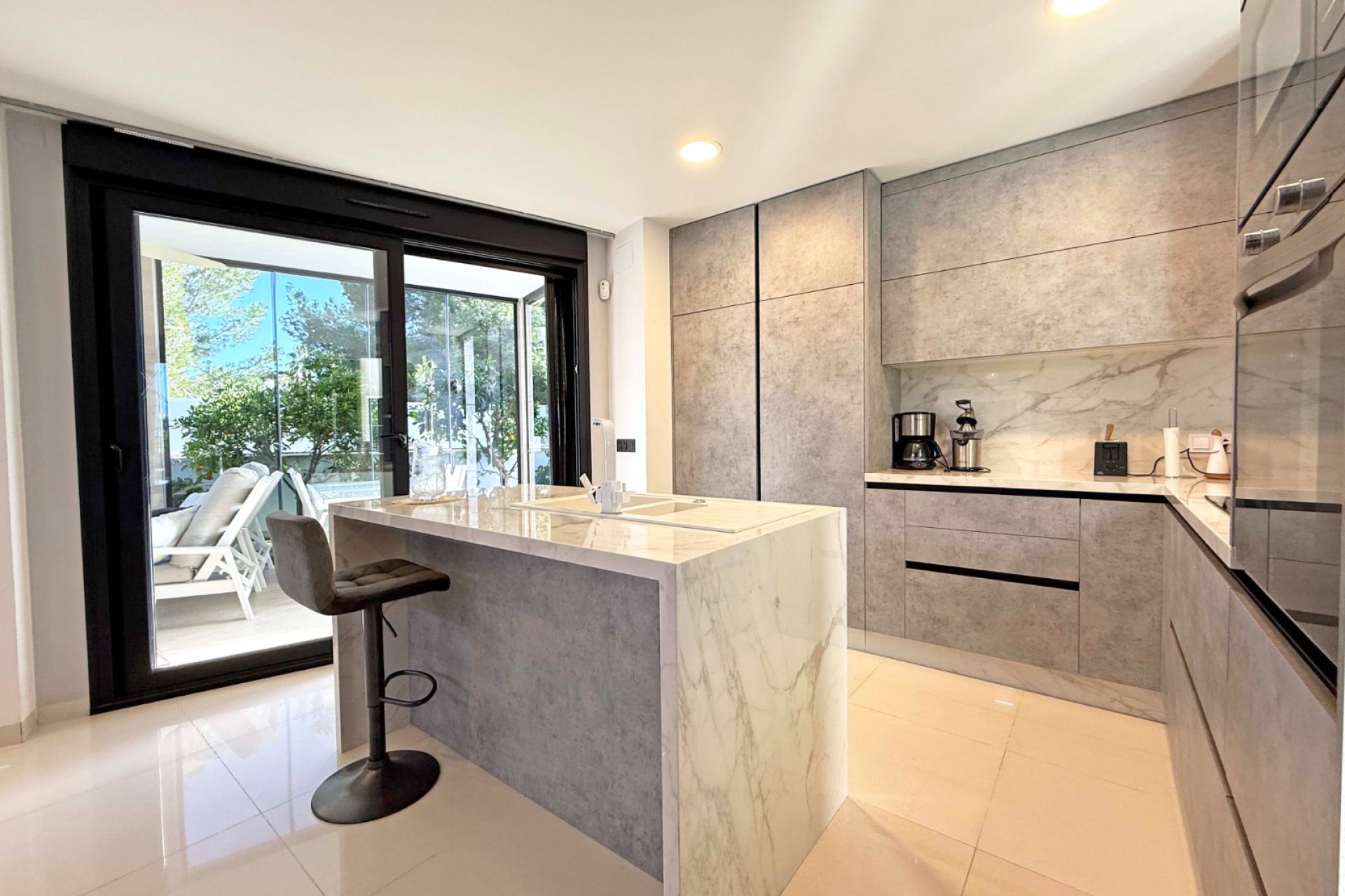 Herverkoop - Villa - Orihuela Costa - Villamartín