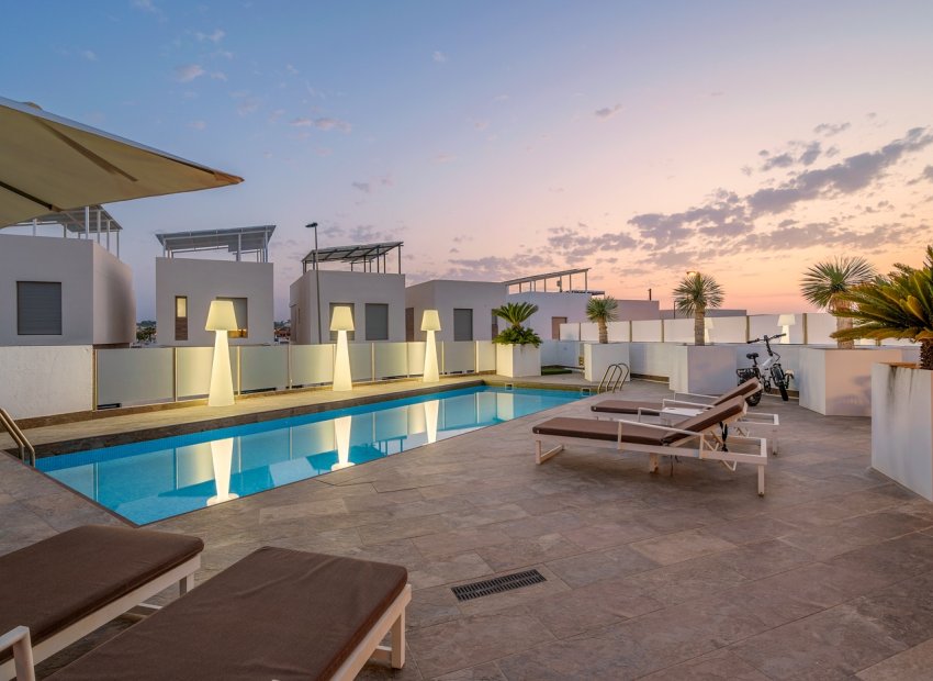 Herverkoop - Villa - Orihuela Costa - Villamartín