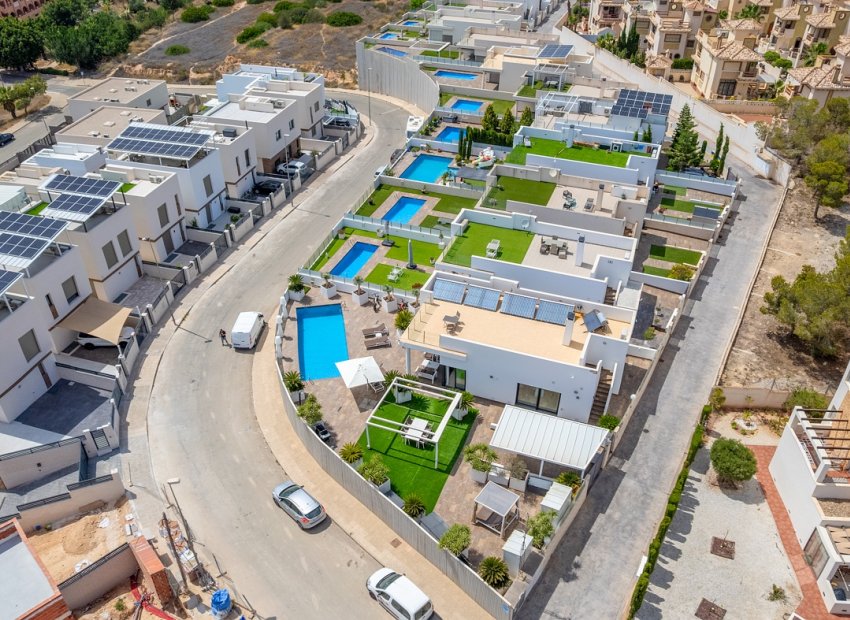 Herverkoop - Villa - Orihuela Costa - Villamartín