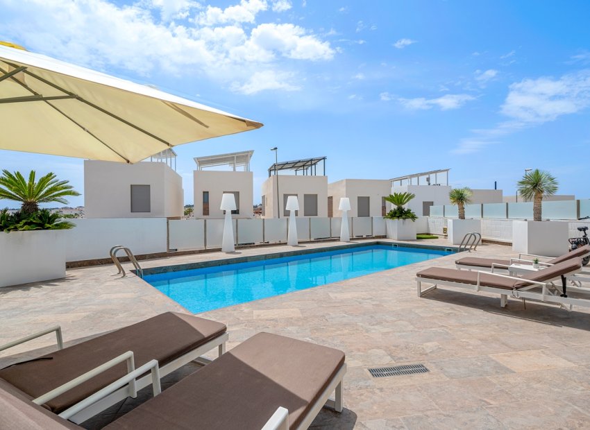 Herverkoop - Villa - Orihuela Costa - Villamartín