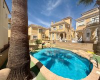 Herverkoop - Villa - Orihuela Costa - Villamartín