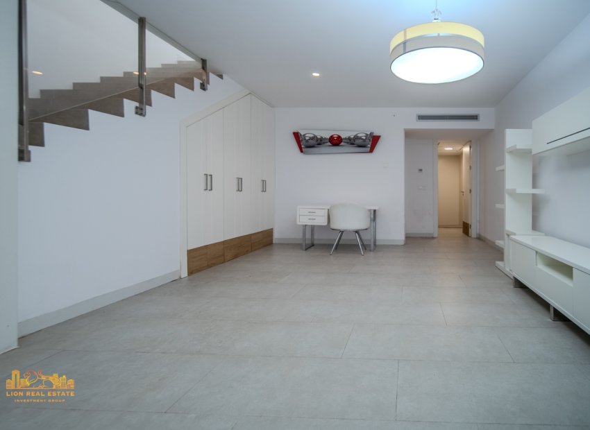 Herverkoop - Villa - Orihuela Costa - Villamartín