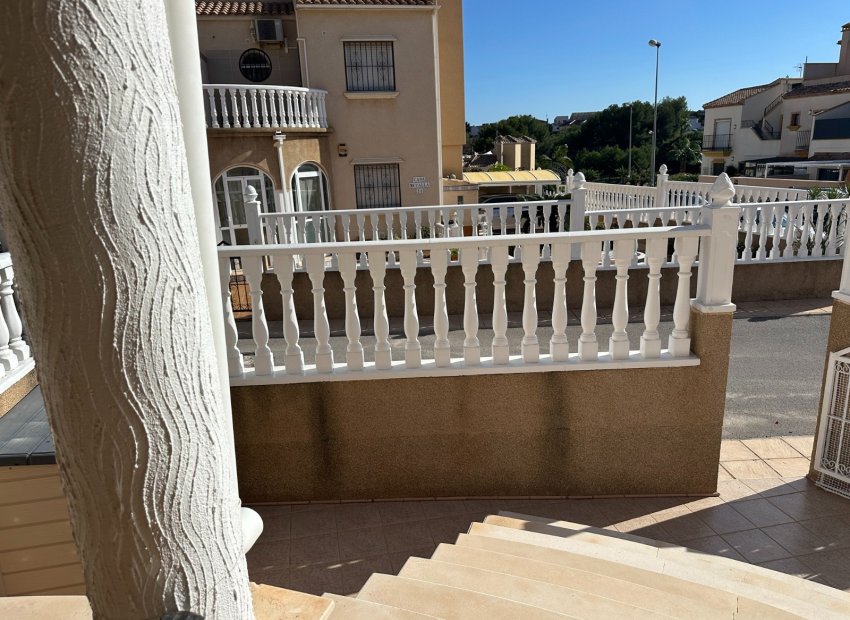 Herverkoop - Villa - Orihuela Costa - Villamartín