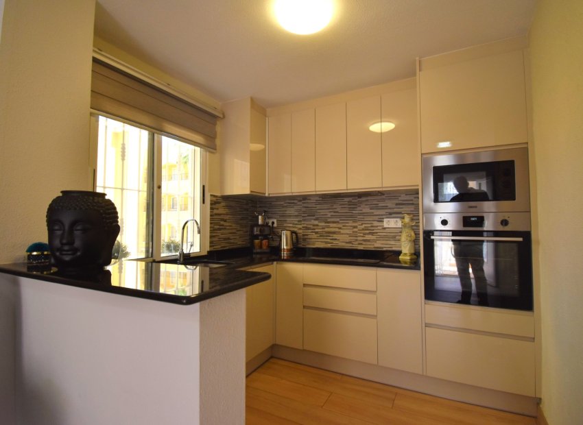 Herverkoop - Villa - Orihuela Costa - Villamartín