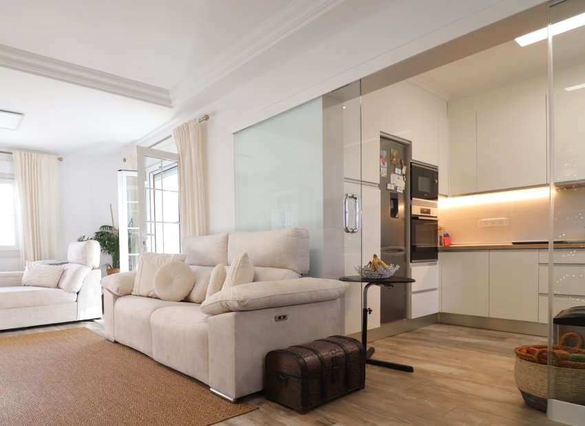 Herverkoop - Villa - Orihuela Costa - Villamartín