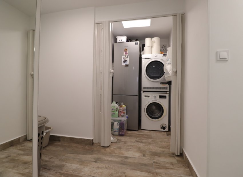 Herverkoop - Villa - Orihuela Costa - Villamartín