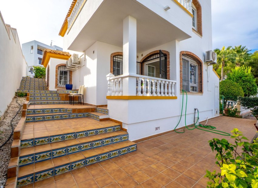 Herverkoop - Villa - Orihuela Costa - Villamartín