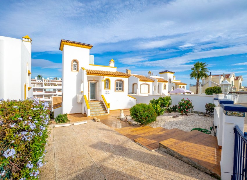 Herverkoop - Villa - Orihuela Costa - Villamartín