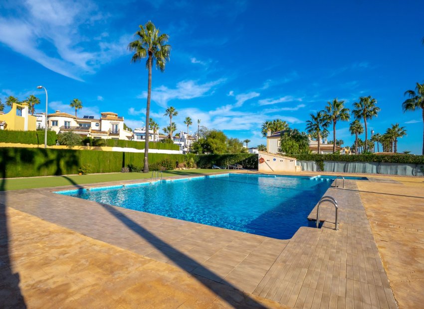 Herverkoop - Villa - Orihuela Costa - Villamartín