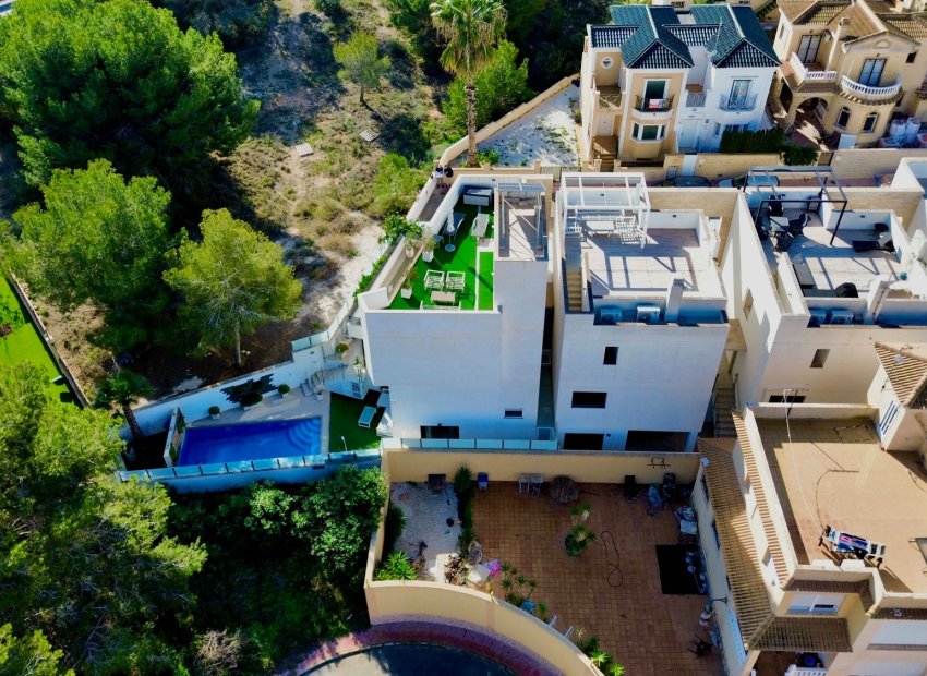 Herverkoop - Villa - Orihuela Costa - Villamartín