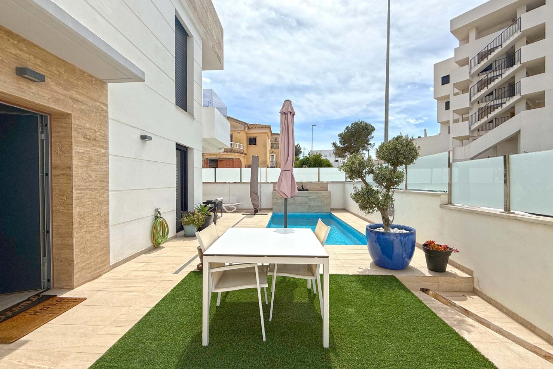 Herverkoop - Villa - Orihuela Costa - Villamartín