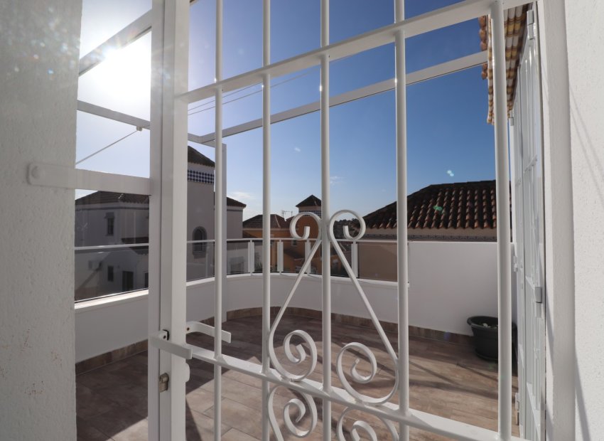 Herverkoop - Villa - Orihuela Costa - Villamartín