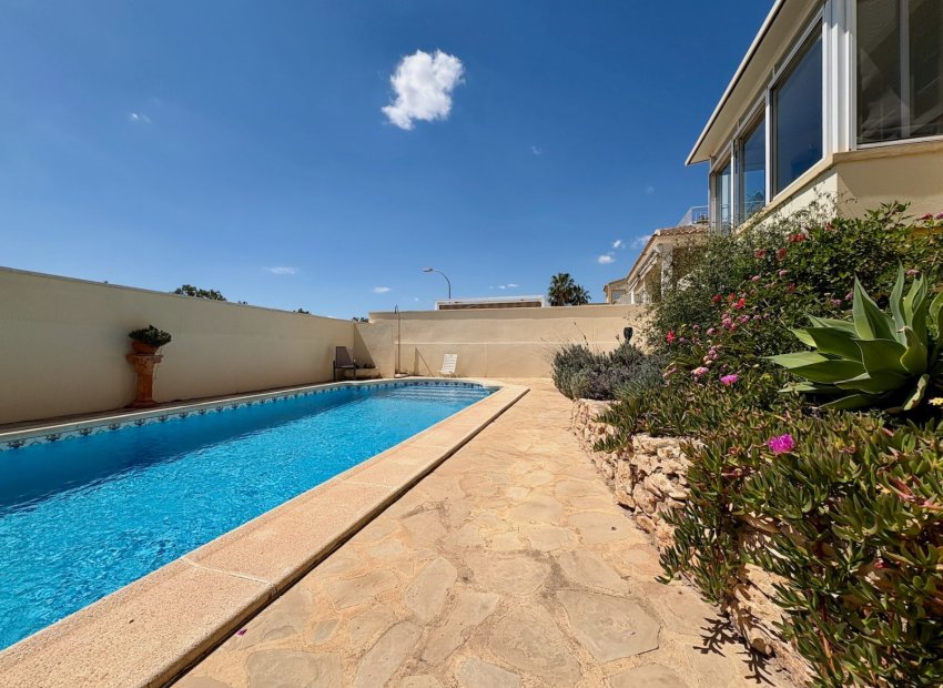 Herverkoop - Villa - Orihuela Costa - Villamartín