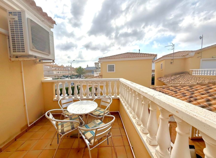 Herverkoop - Villa - Orihuela Costa - Villamartín