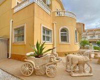 Herverkoop - Villa - Orihuela Costa - Villamartín