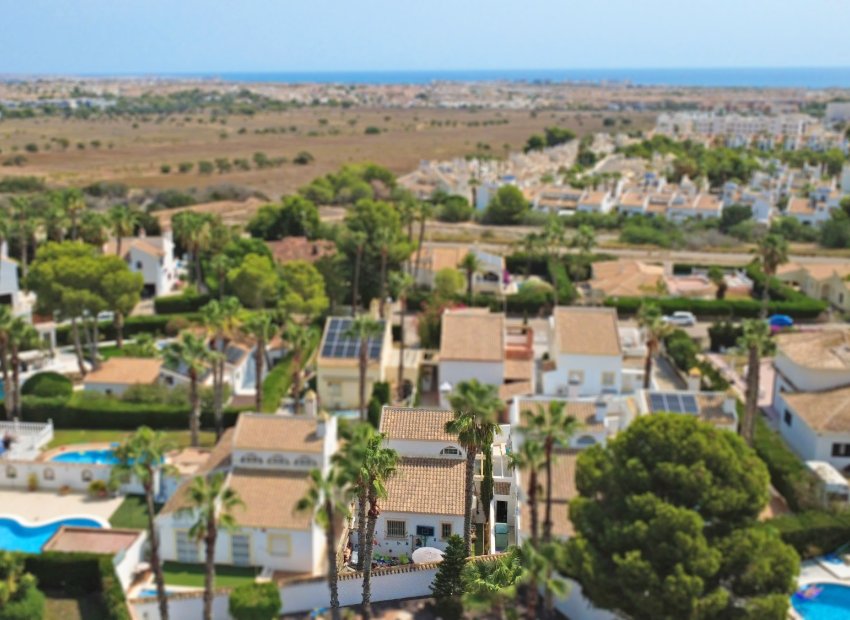 Herverkoop - Villa - Orihuela Costa - Villamartín