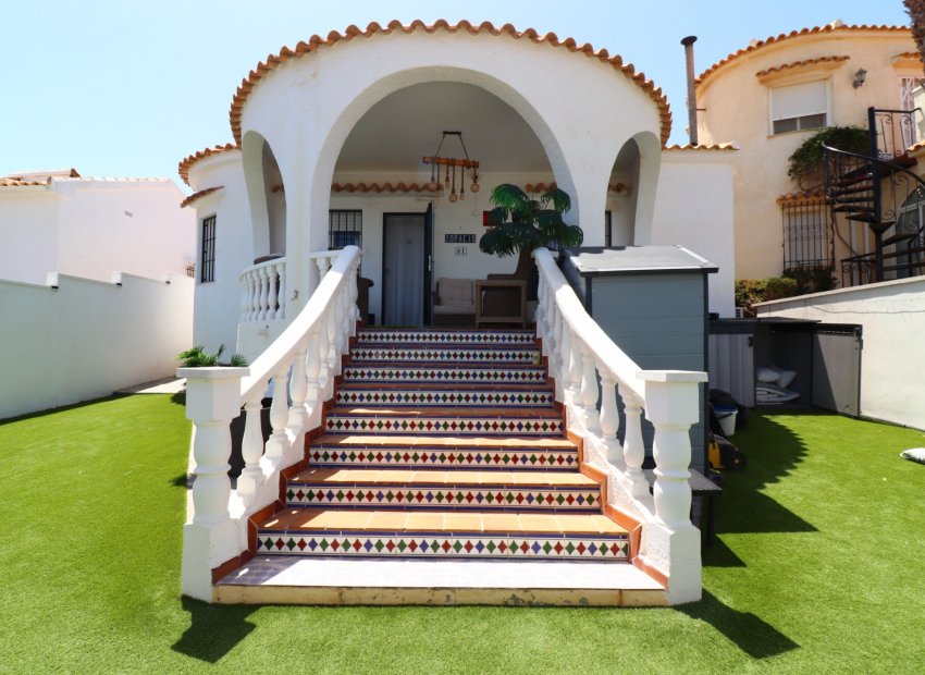 Herverkoop - Villa - Orihuela Costa - Villamartín
