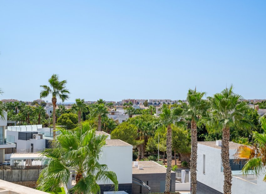Herverkoop - Villa - Orihuela Costa - Villamartín