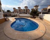 Herverkoop - Villa - Orihuela Costa - Villamartín