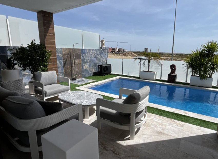 Herverkoop - Villa - Orihuela - Entre Naranjos Vistabella Golf