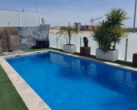 Herverkoop - Villa - Orihuela - Entre Naranjos Vistabella Golf