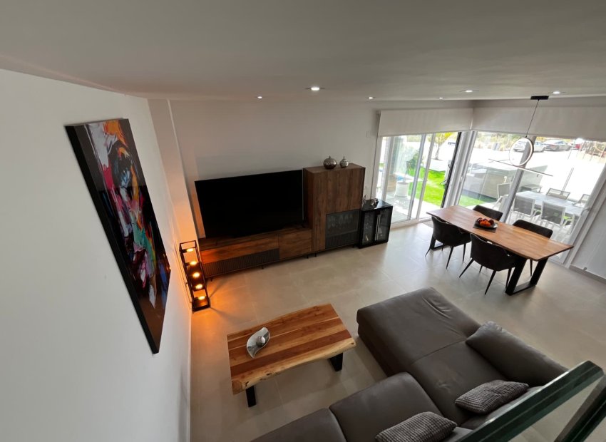 Herverkoop - Villa - Orihuela - Entre Naranjos Vistabella Golf