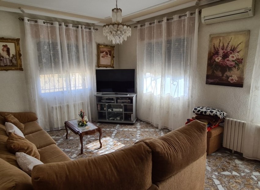 Herverkoop - Villa - Orihuela - La Matanza