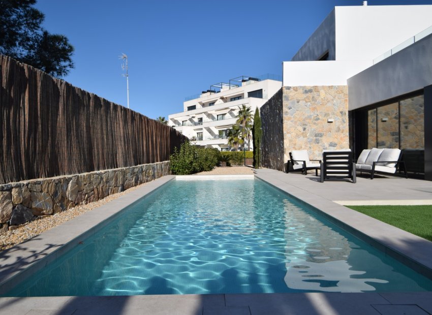 Herverkoop - Villa - Orihuela - Las Colinas golf