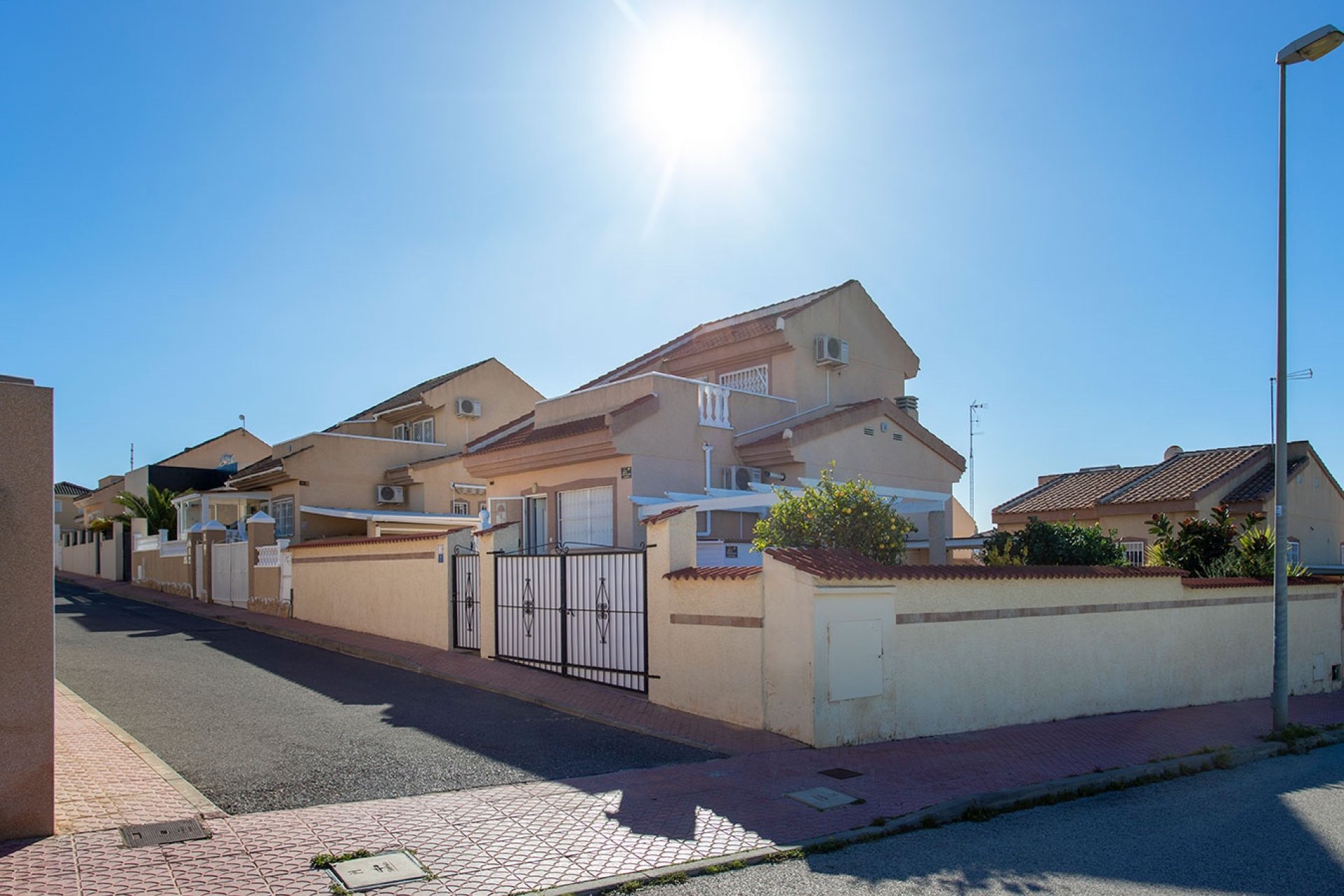 Herverkoop - Villa - Rojales - Pueblo