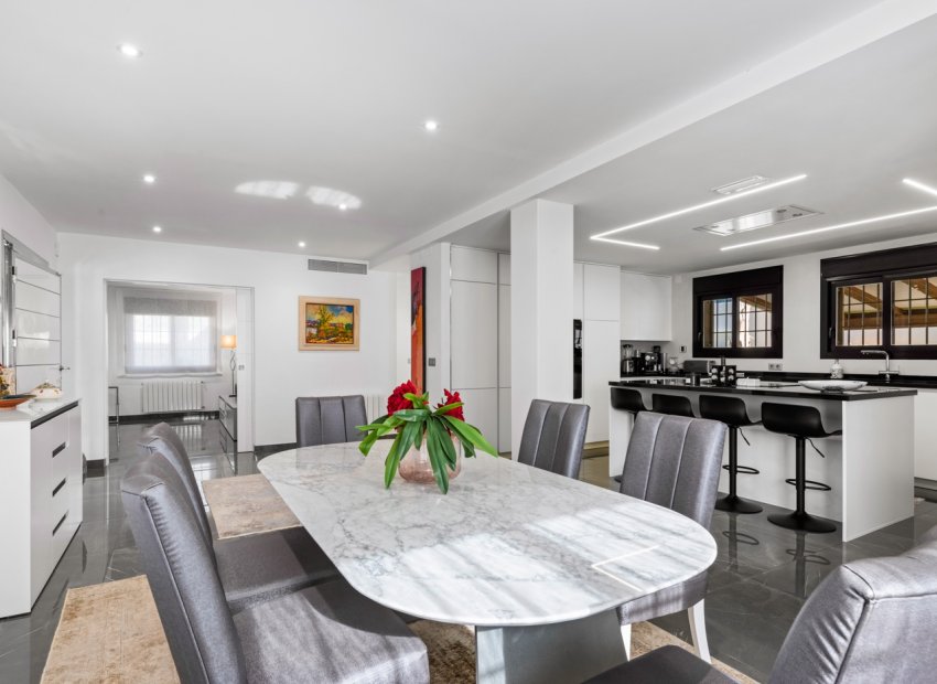 Herverkoop - Villa - San Juan - Frank Espinós