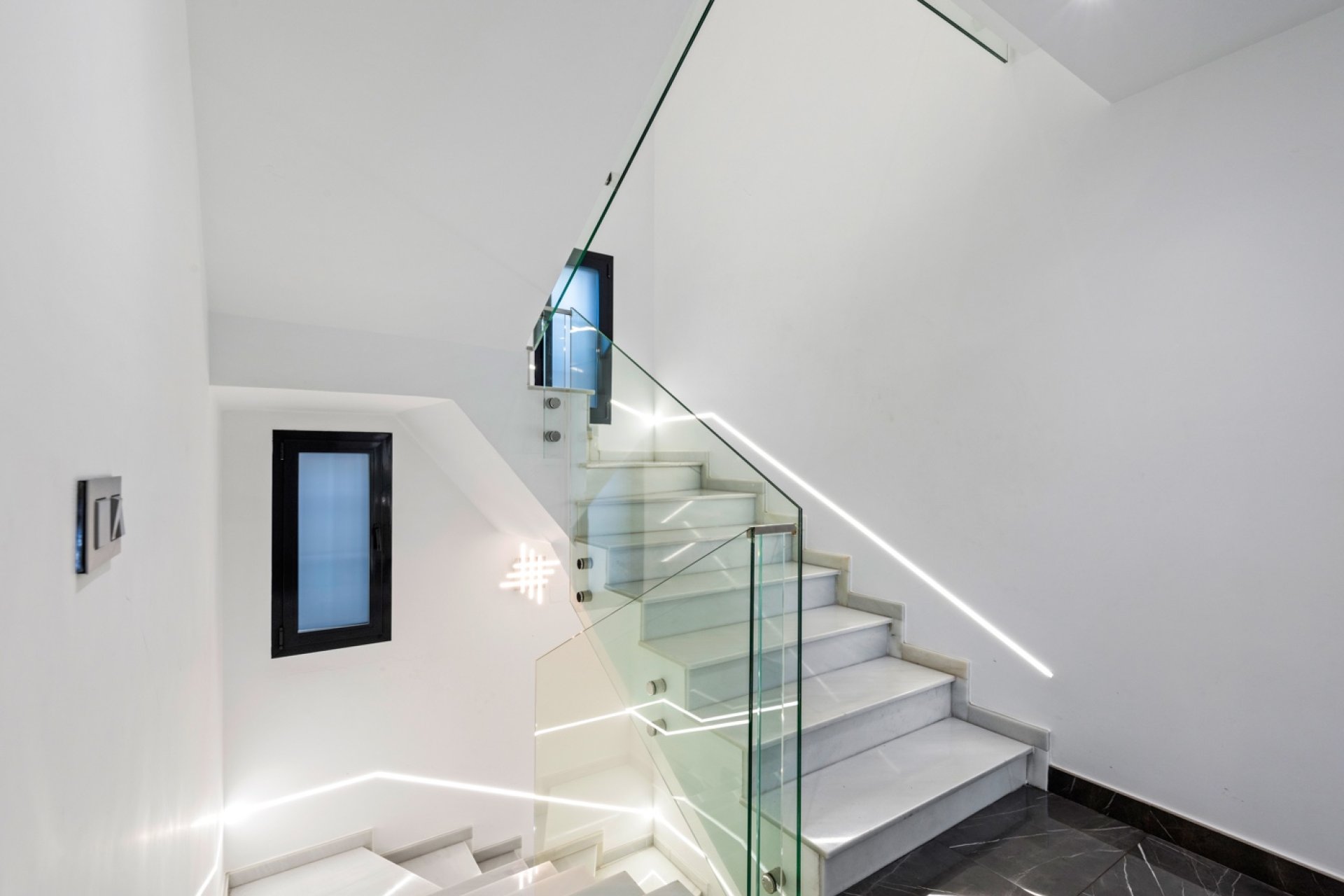 Herverkoop - Villa - San Juan - Frank Espinós