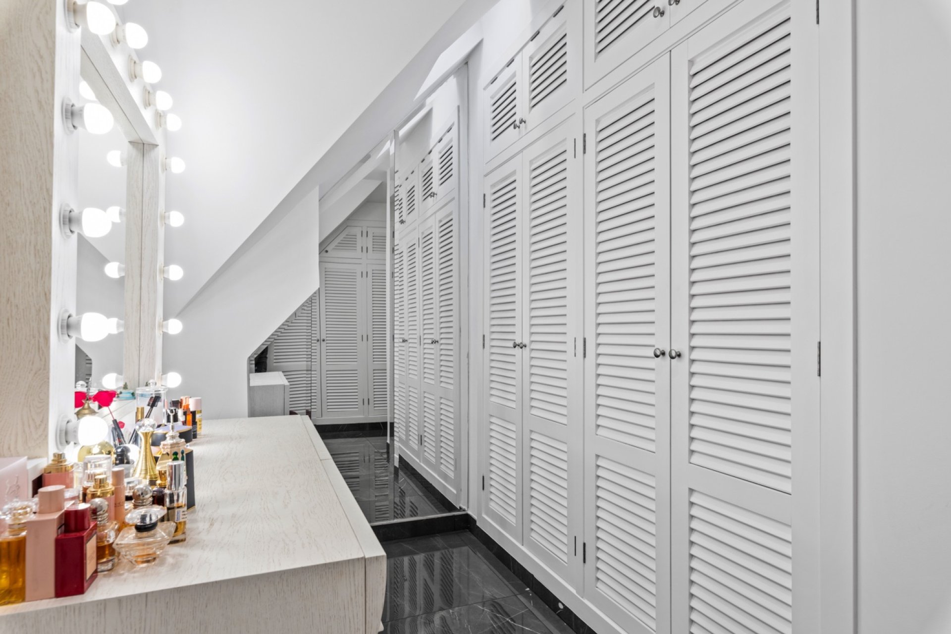 Herverkoop - Villa - San Juan - Frank Espinós