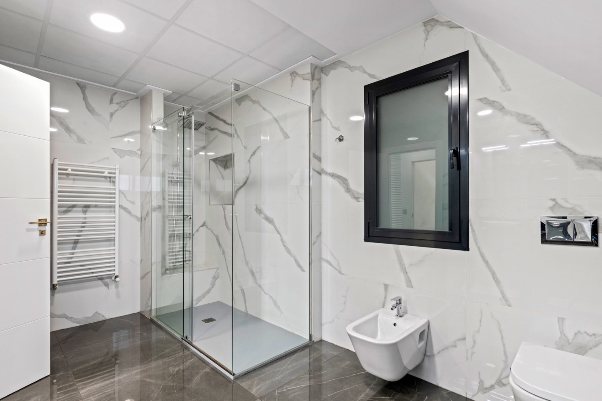 Herverkoop - Villa - San Juan - Frank Espinós