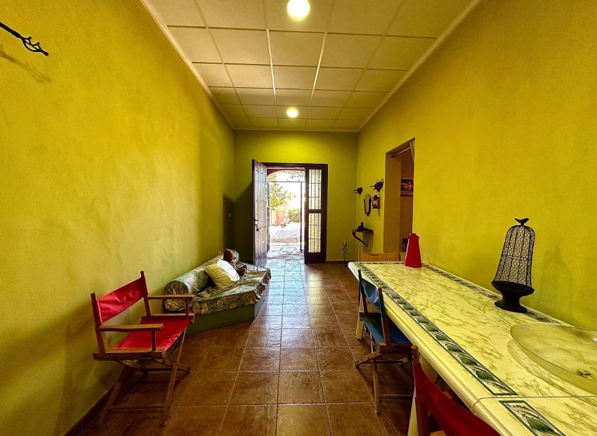 Herverkoop - Villa - San Miguel de Salinas - Ciudad de las comunicaciones