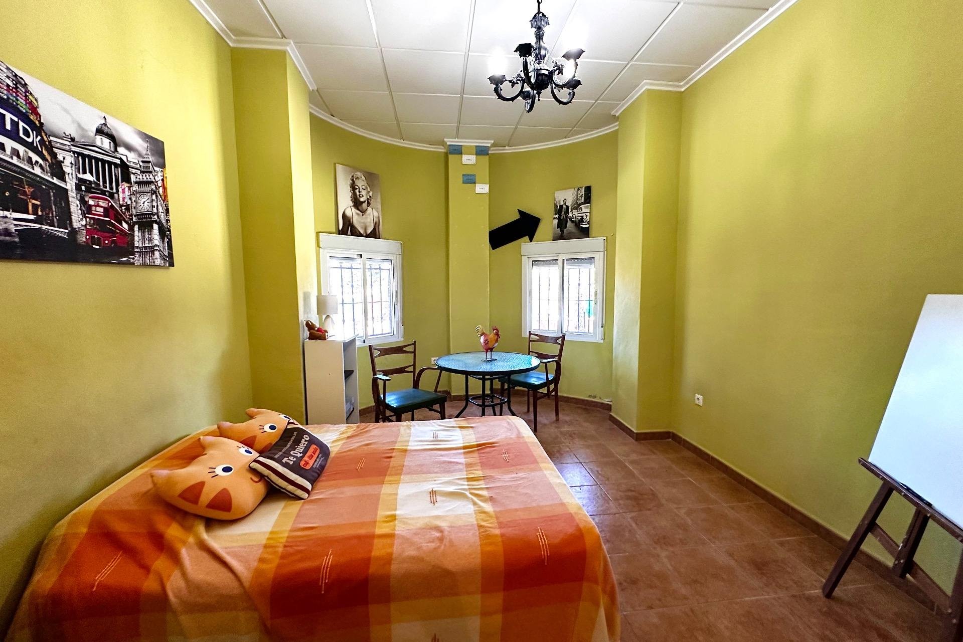 Herverkoop - Villa - San Miguel de Salinas - Ciudad de las comunicaciones