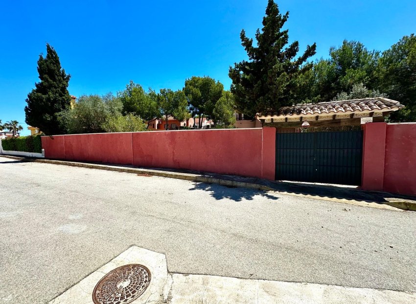 Herverkoop - Villa - San Miguel de Salinas - Ciudad de las comunicaciones