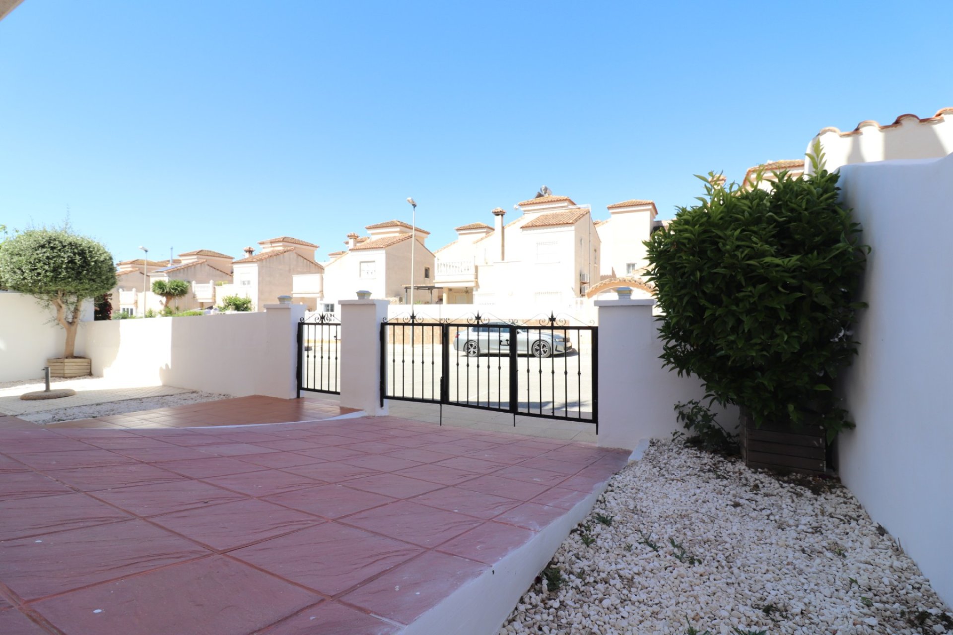 Herverkoop - Villa - San Miguel de Salinas - Lake View Mansions