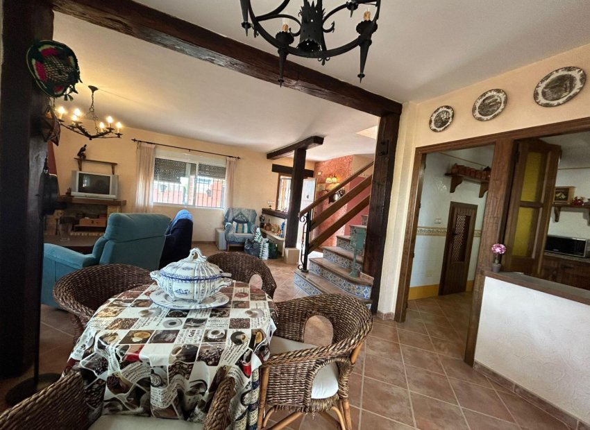 Herverkoop - Villa - San Miguel de Salinas - Urbanizaciones