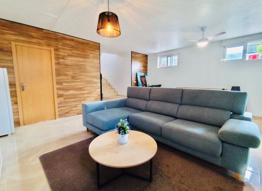 Herverkoop - Villa - San Miguel de Salinas - Urbanizaciones