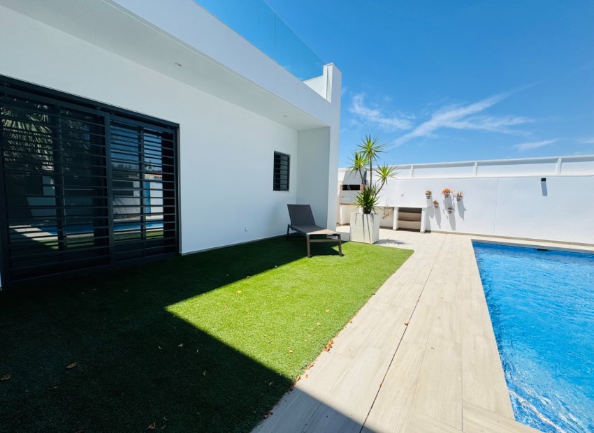 Herverkoop - Villa - SAN PEDRO DEL PINATAR - LO PAGÁN